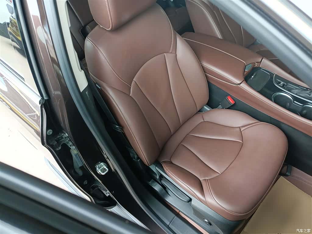 Buick Envision Plus, 2020 25