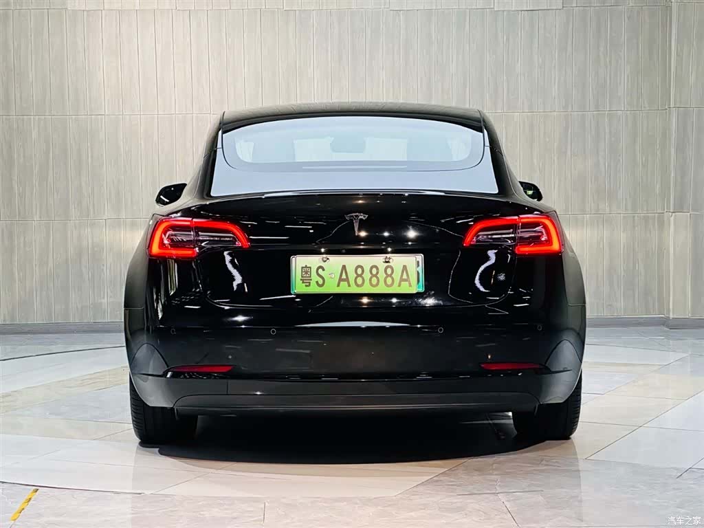 Tesla Model 3, 2020 6