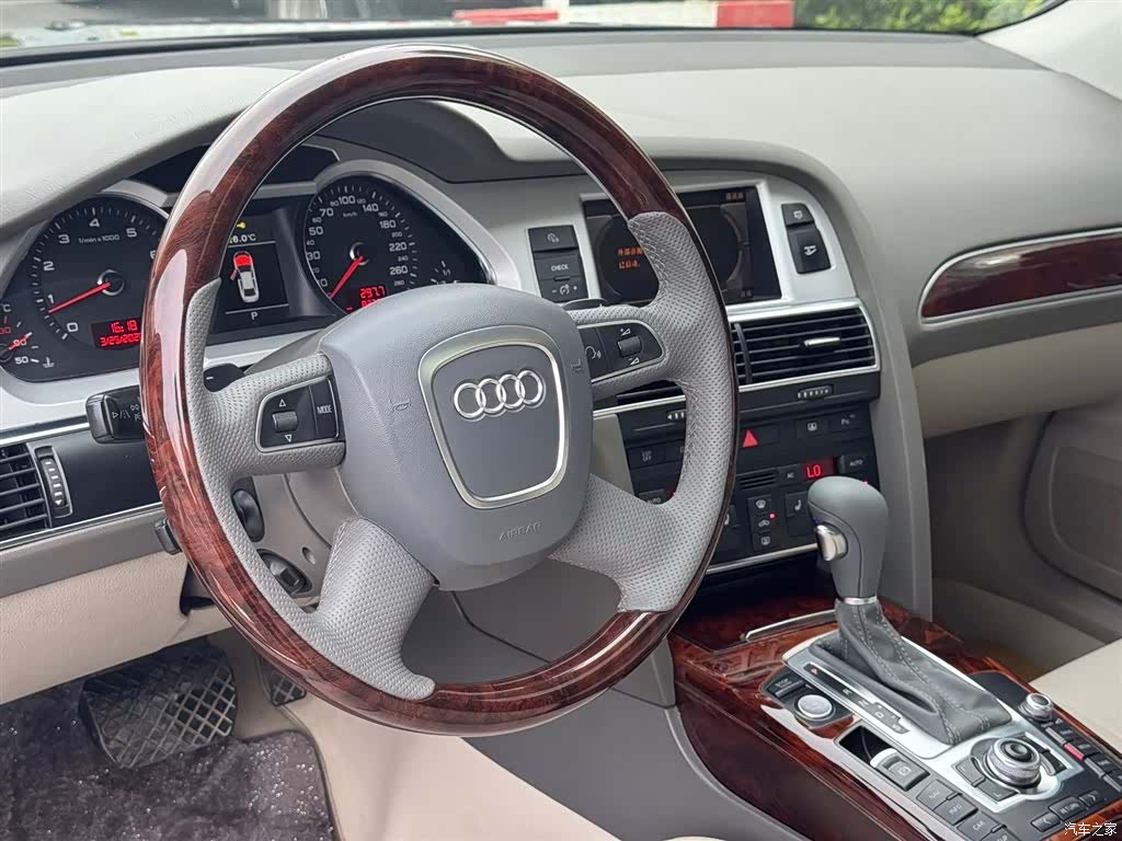 Audi A6L, 2011 7