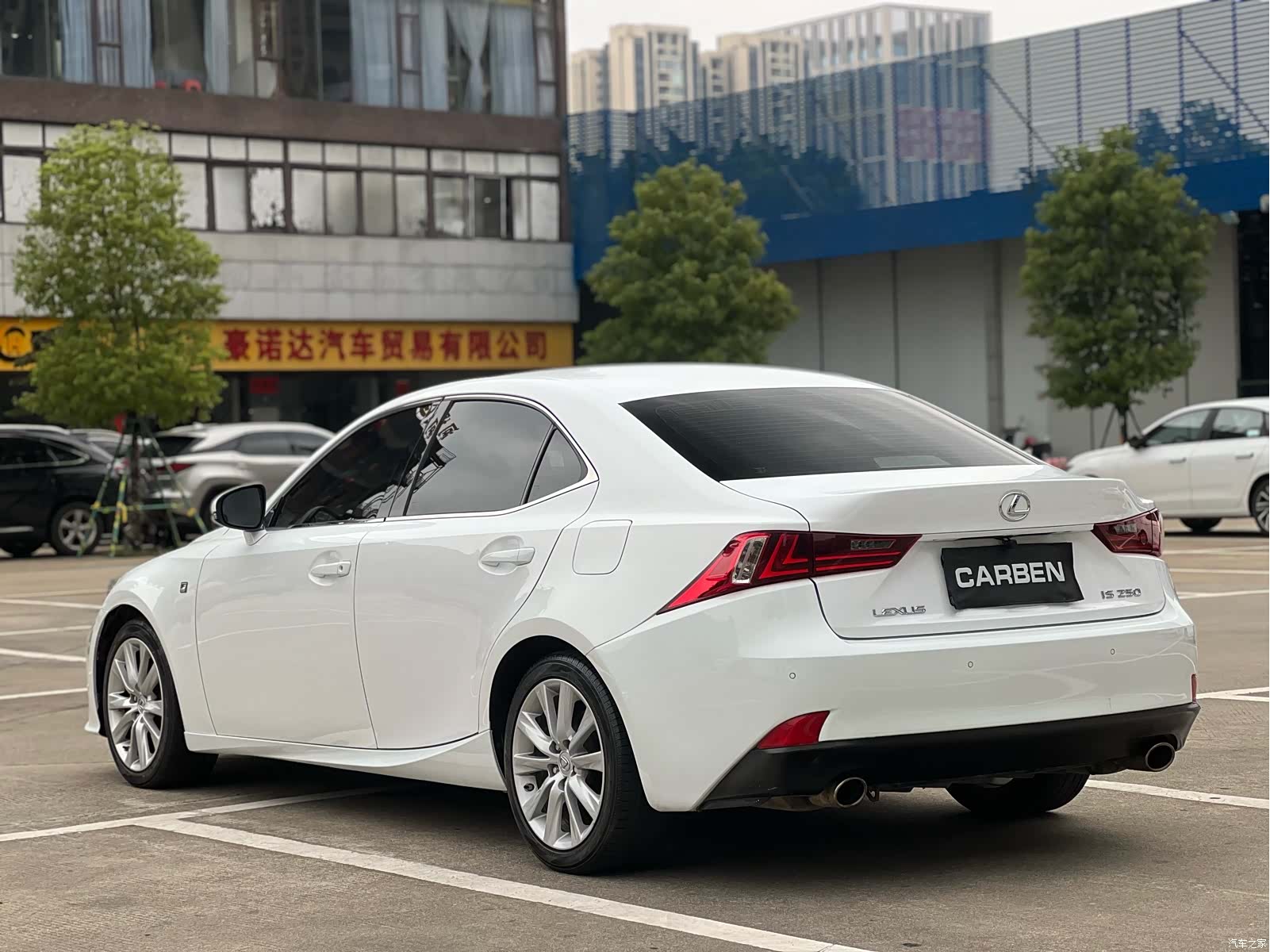 Lexus IS, 2013 6