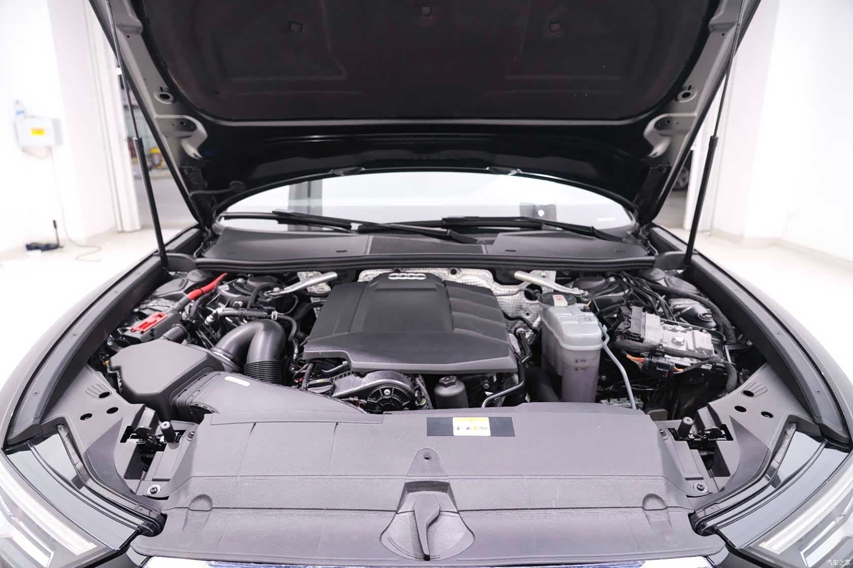 Audi A6L, 2021 14