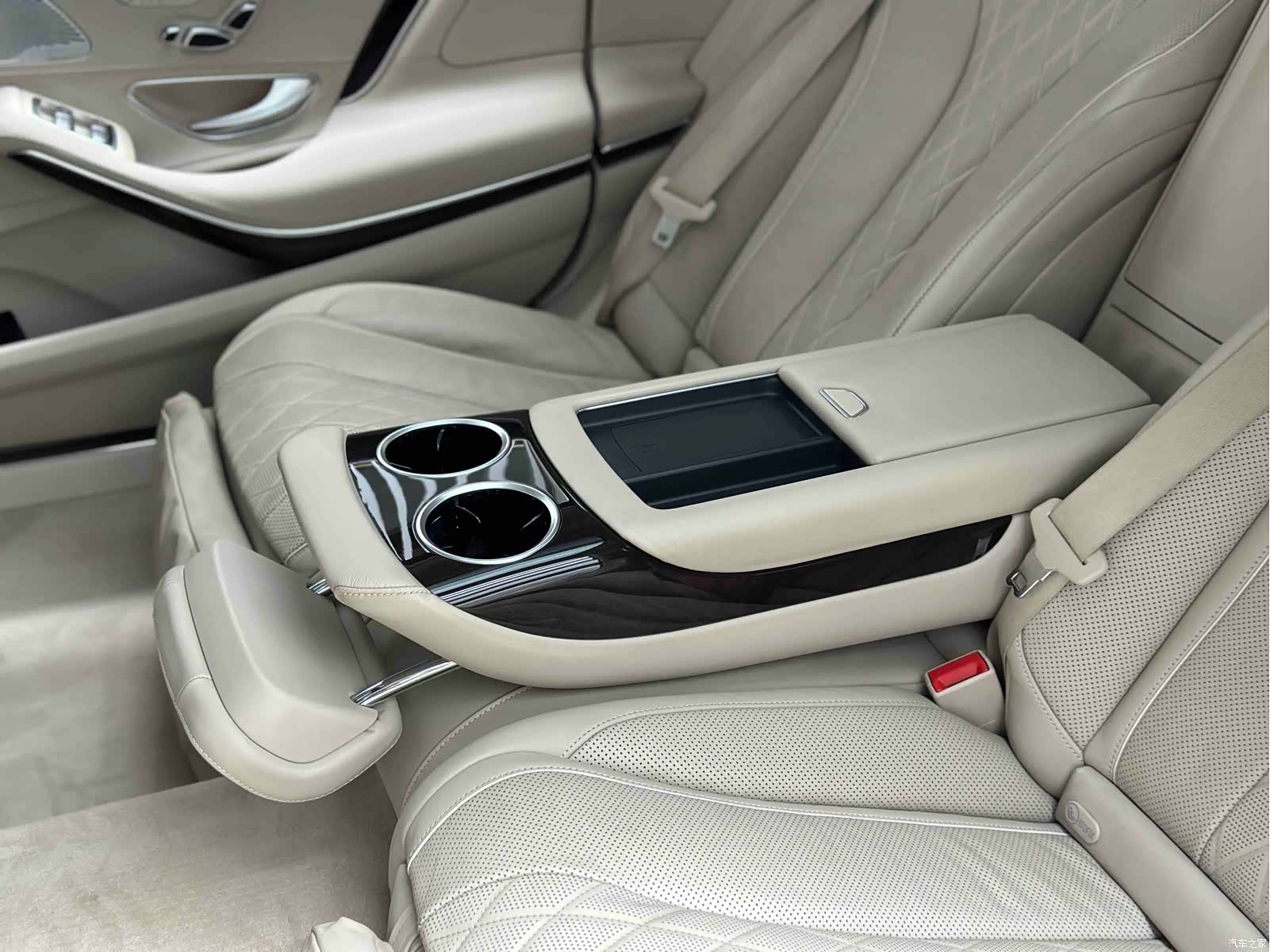 Maybach S-Class, 2018 15