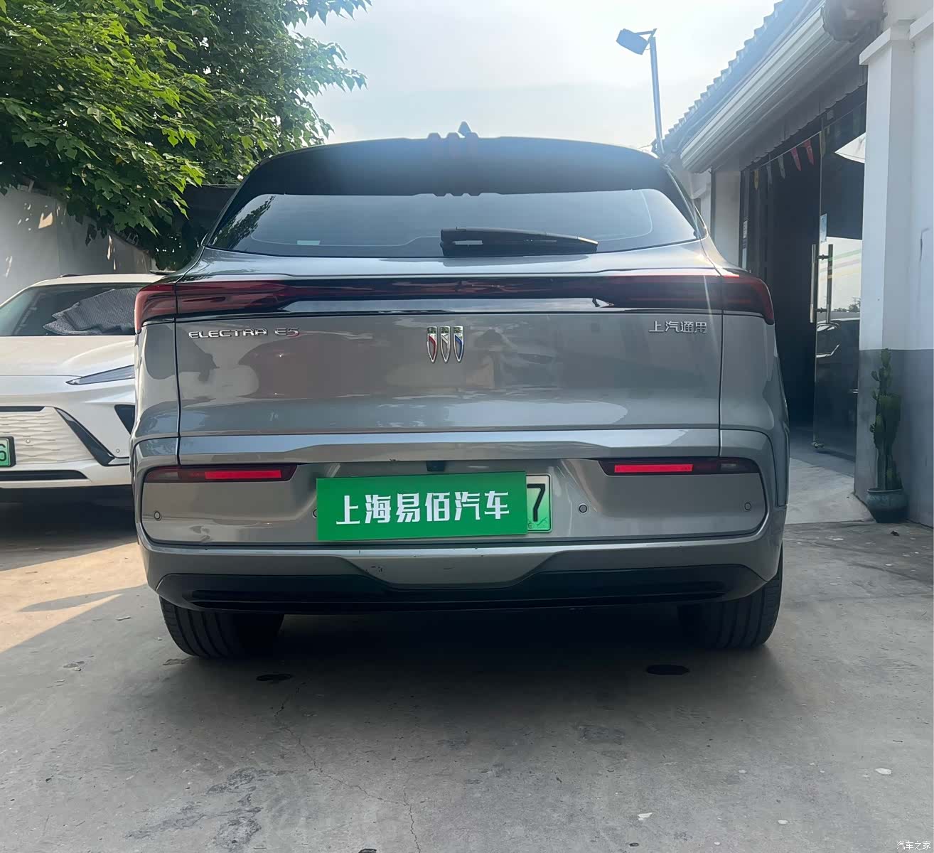 Buick E5, 2023 все фото
