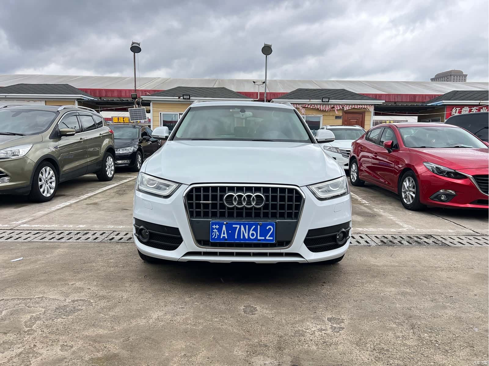 Audi Q3, 2015 1