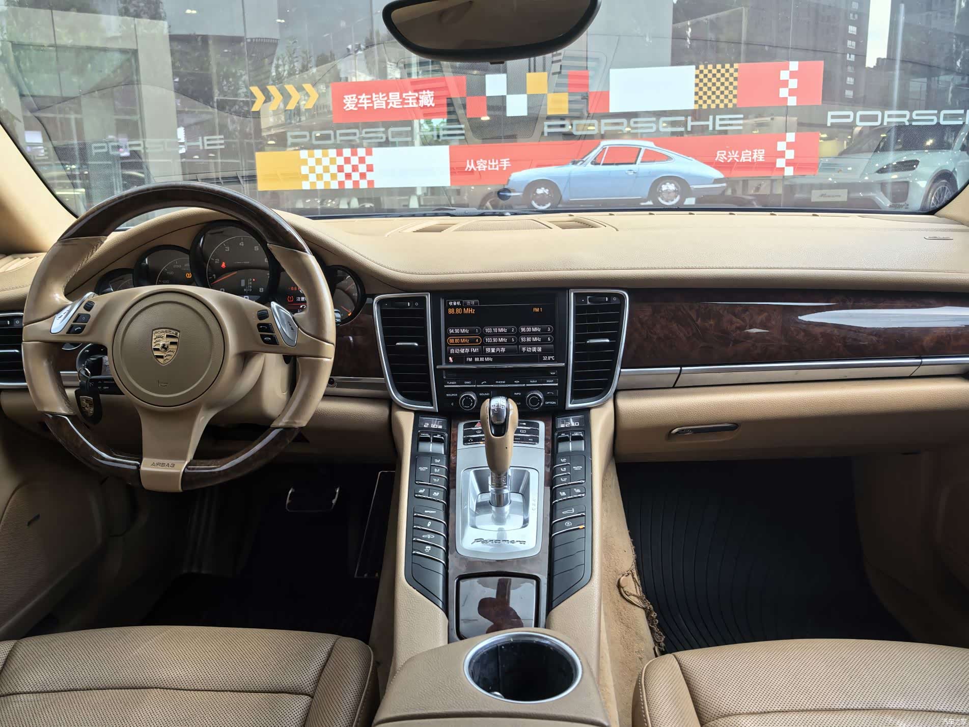 Porsche Panamera, 2011 4
