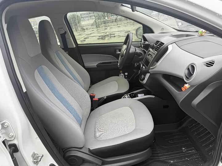 Changan E-Star 2021 guo min ban xin yue ban lin suan tie li (31.95kWh)