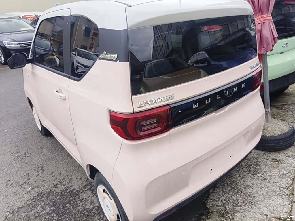 Wuling MINIEV, 2022 все фото