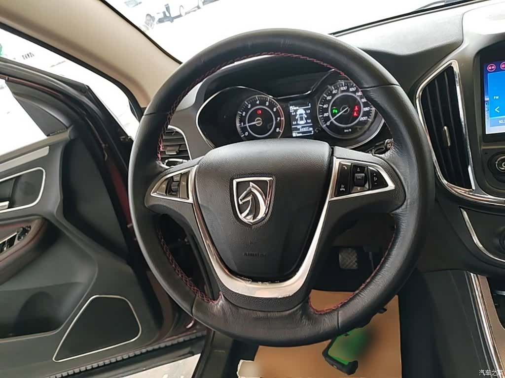 Wuling 560, 2016 11