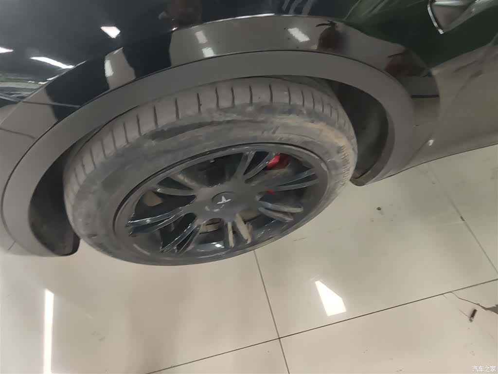 Tesla Model Y, 2022 25