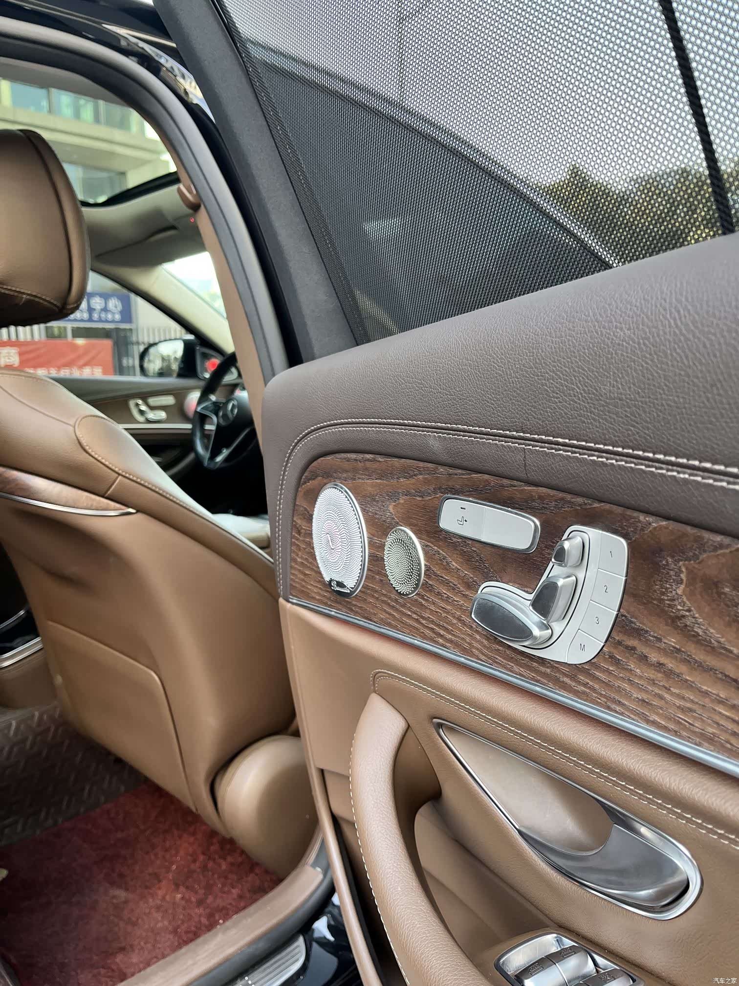 Mercedes-Benz E-Class, 2022 15