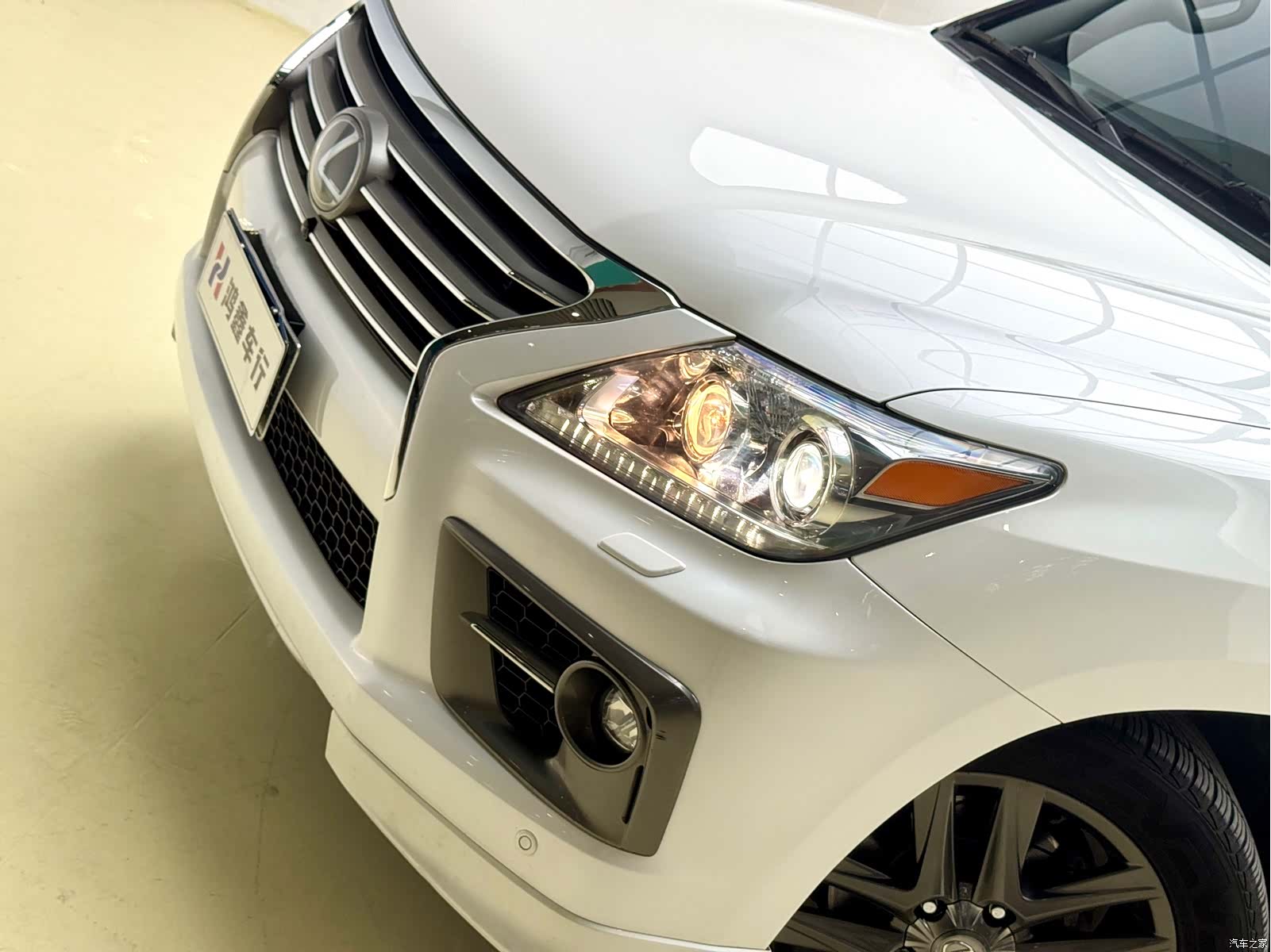 Lexus LX, 2016 14