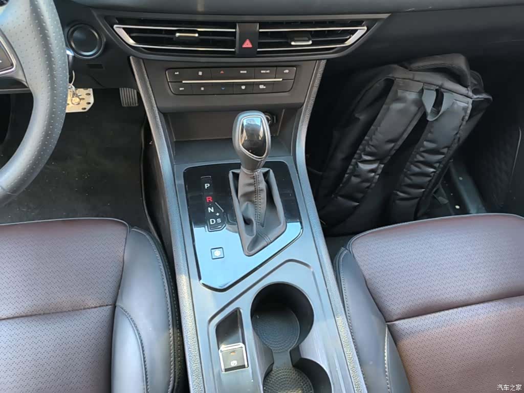 DongFeng S560, 2023 14