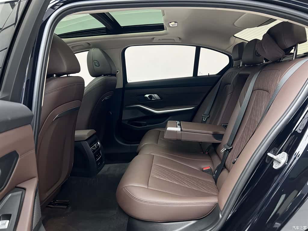 BMW 3 Series, 2023 19