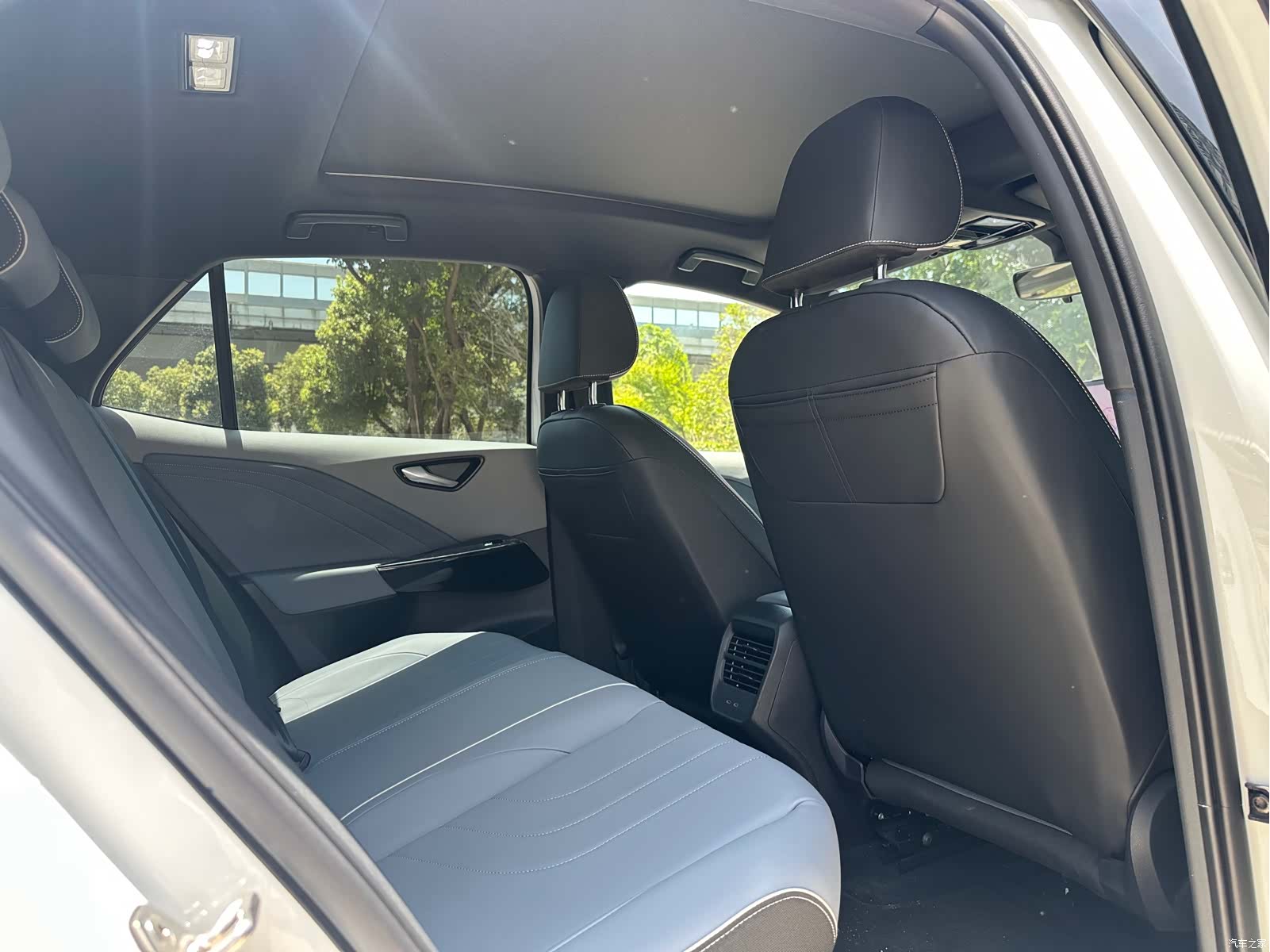 Volkswagen ID.3, 2025 9