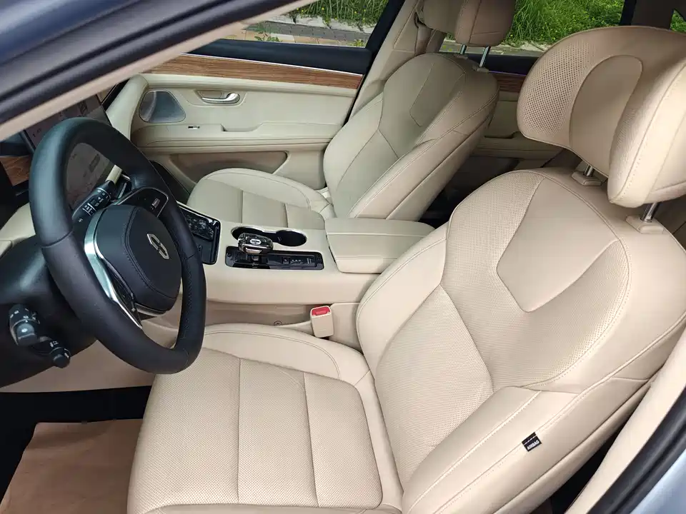 HarmonyOS Ask the world M5
