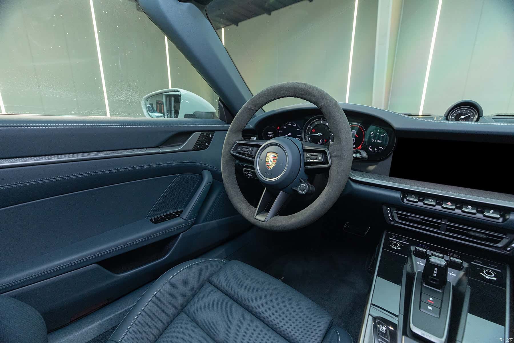 Porsche 911, 2024 14