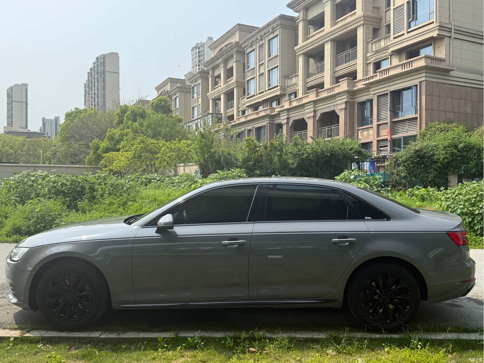 Audi A4L, 2017 3
