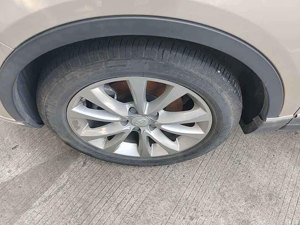 Geely Emgrand, 2017 23