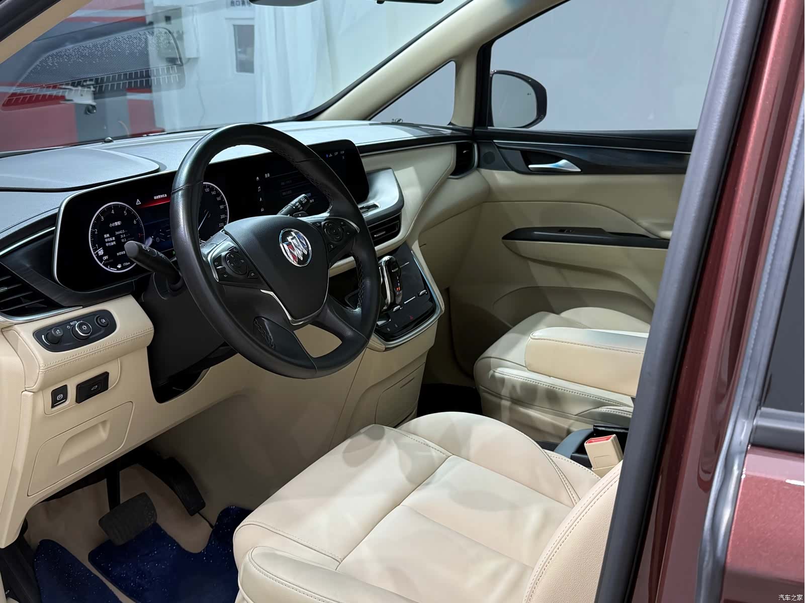 Buick GL8, 2022 6