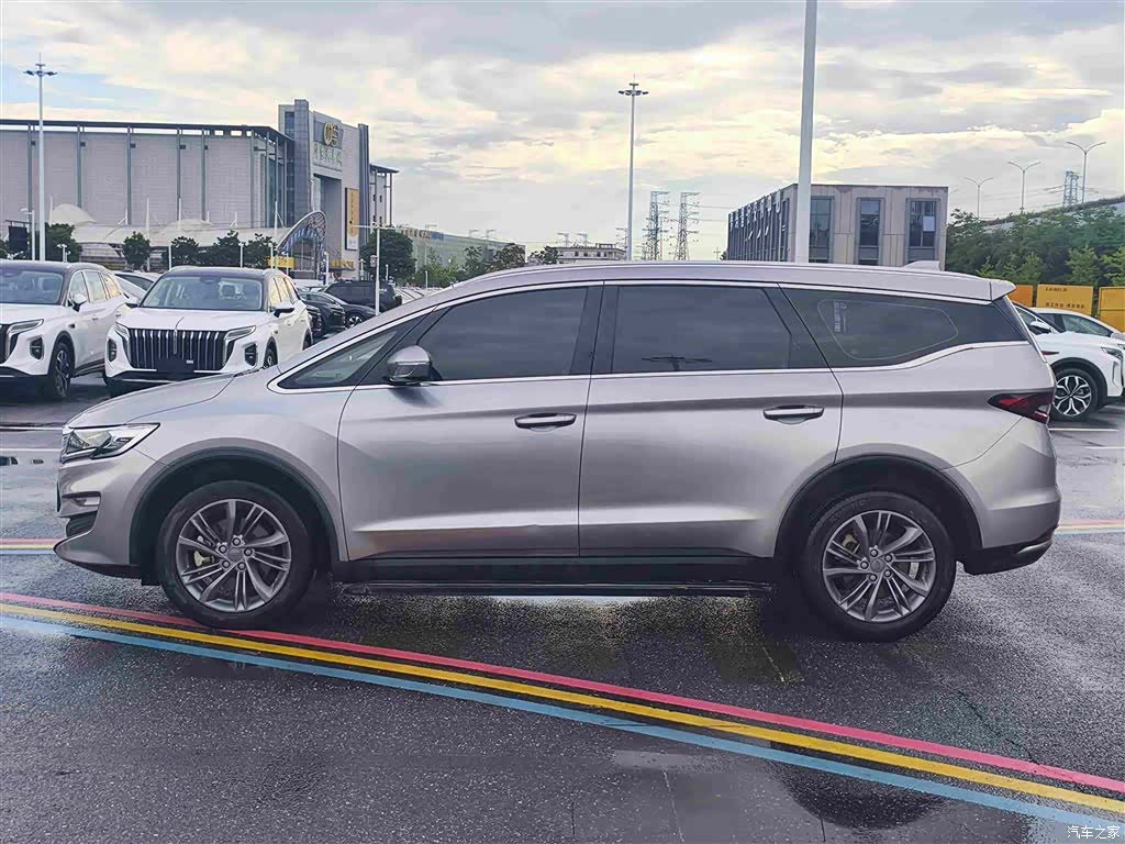 Geely Jiaji, 2021 4