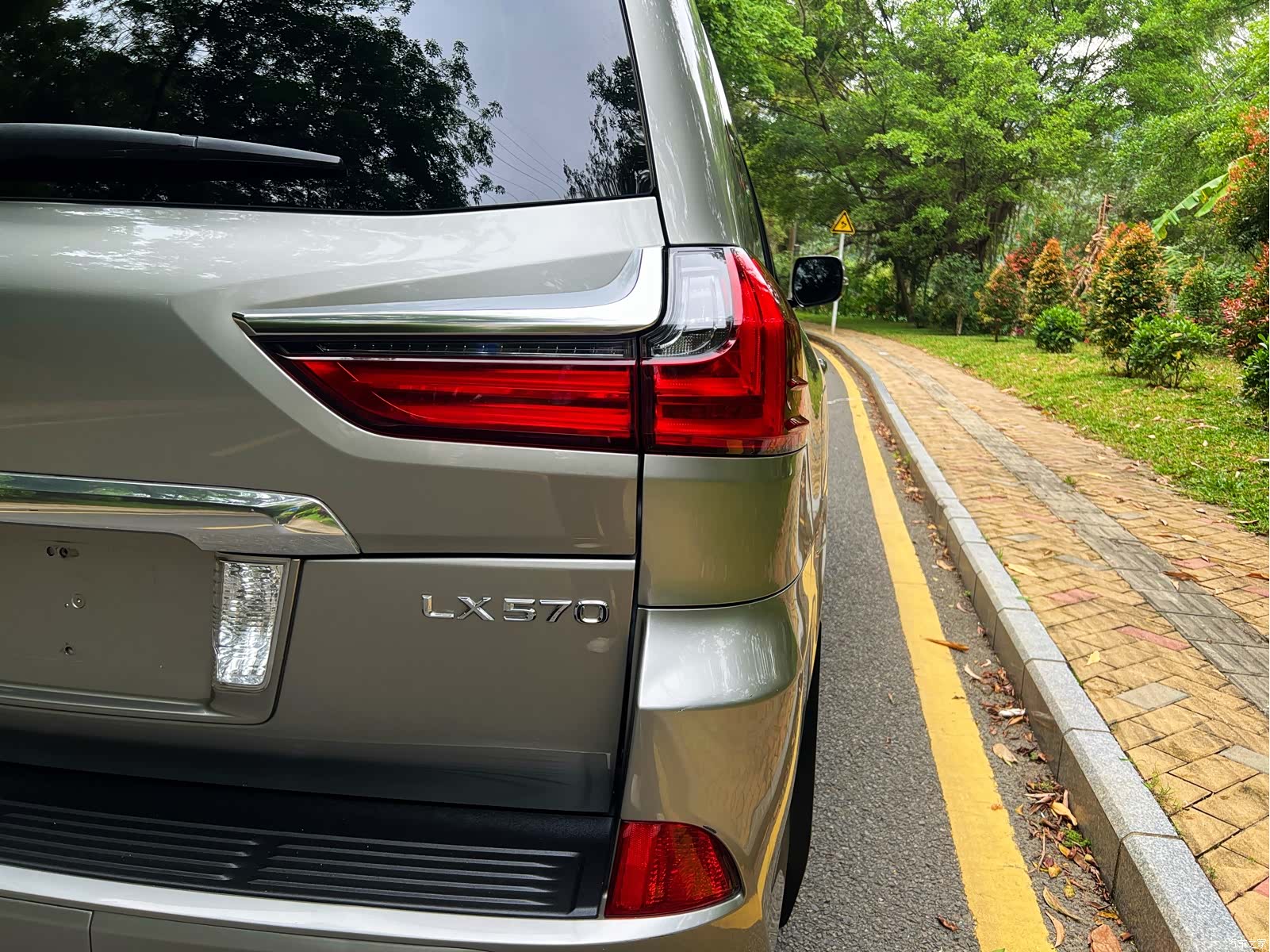 Lexus LX, 2017 17
