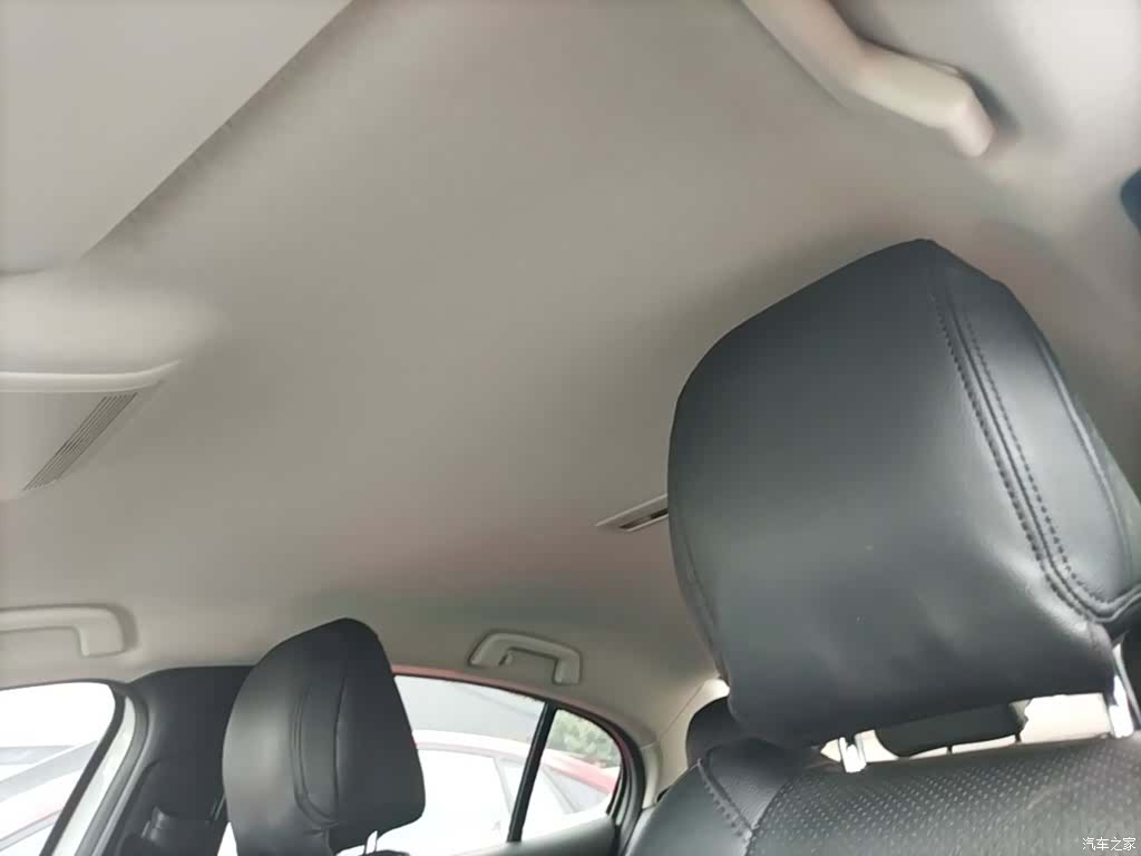 Mazda Mazda3, 2022 18