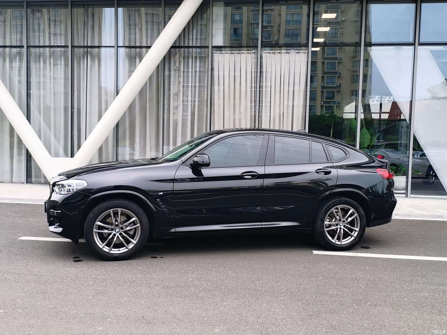 BMW X4, 2021 3