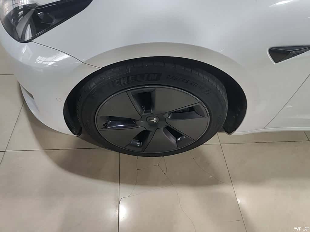 Tesla Model 3, 2021 23