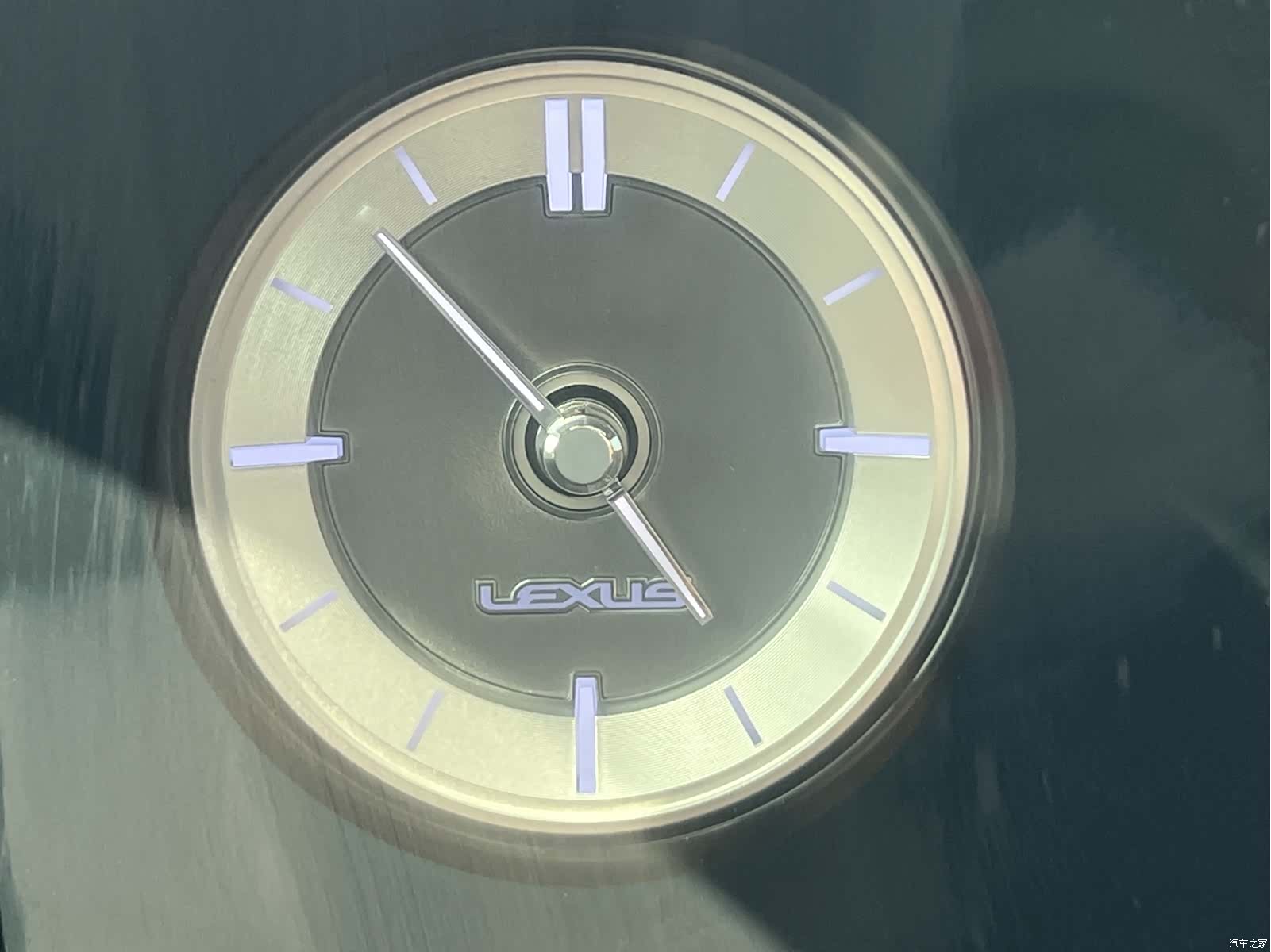 Lexus LS, 2021 18
