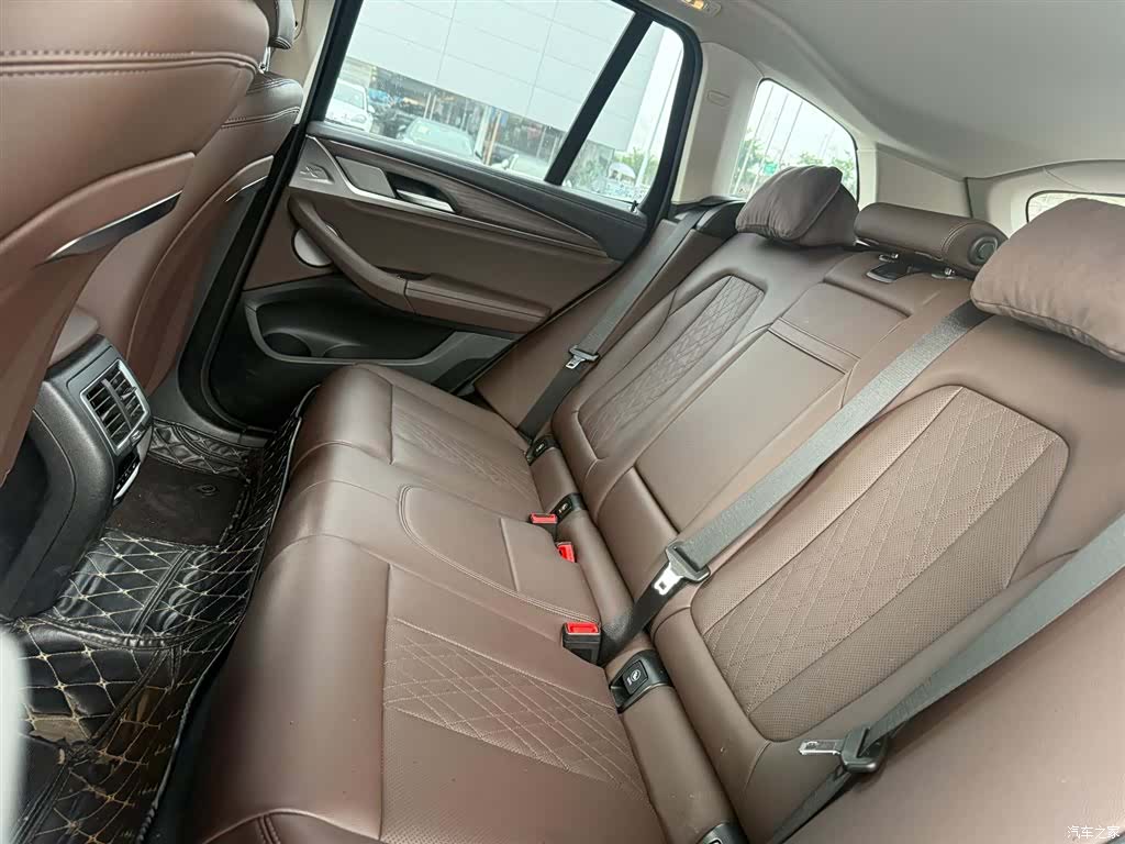 BMW X3, 2022 10