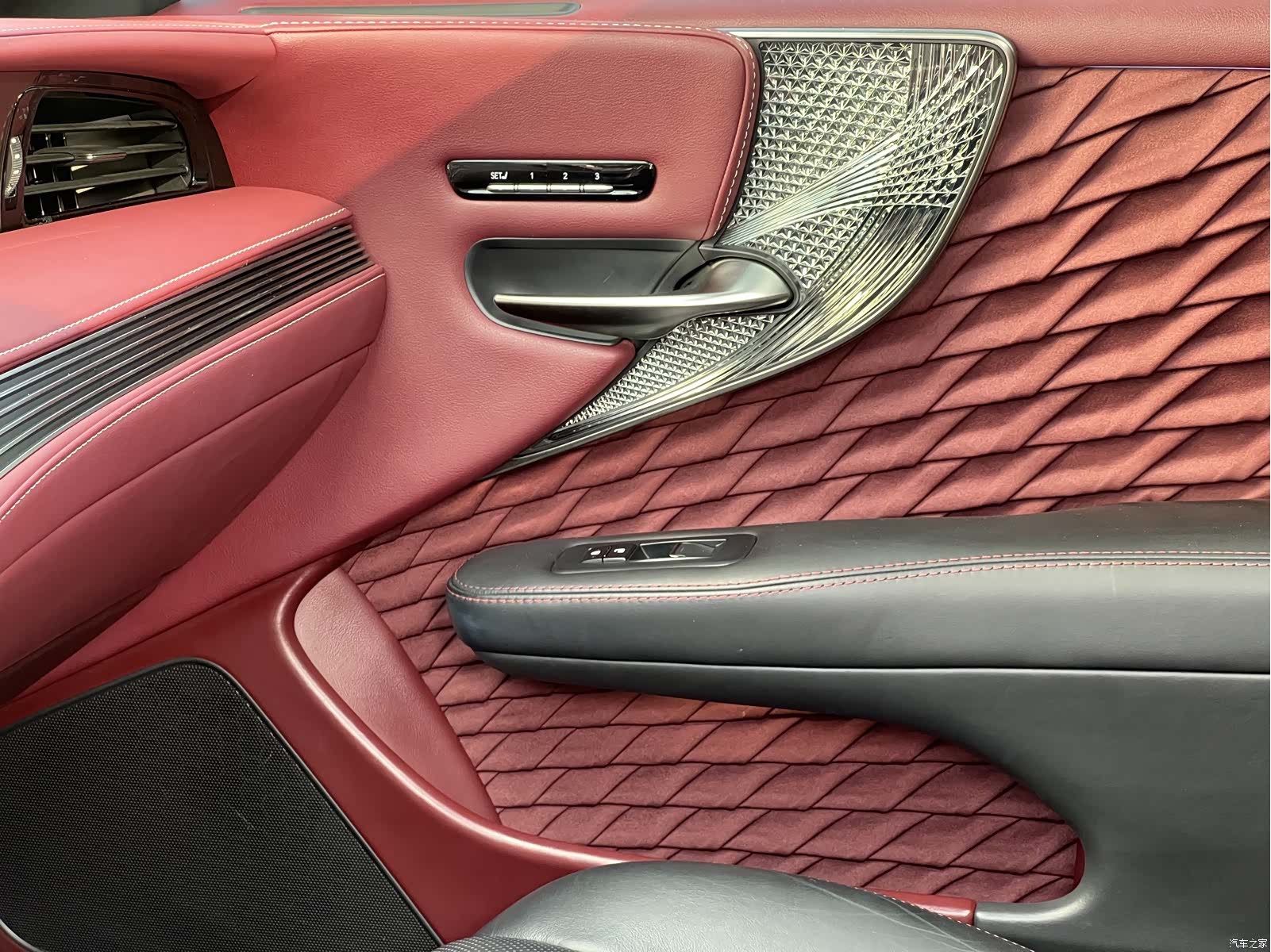 Lexus LS, 2021 19