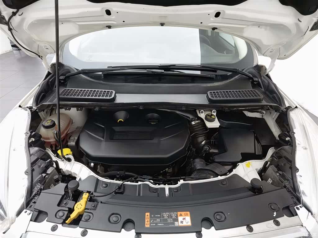 Ford Kuga, 2017 6