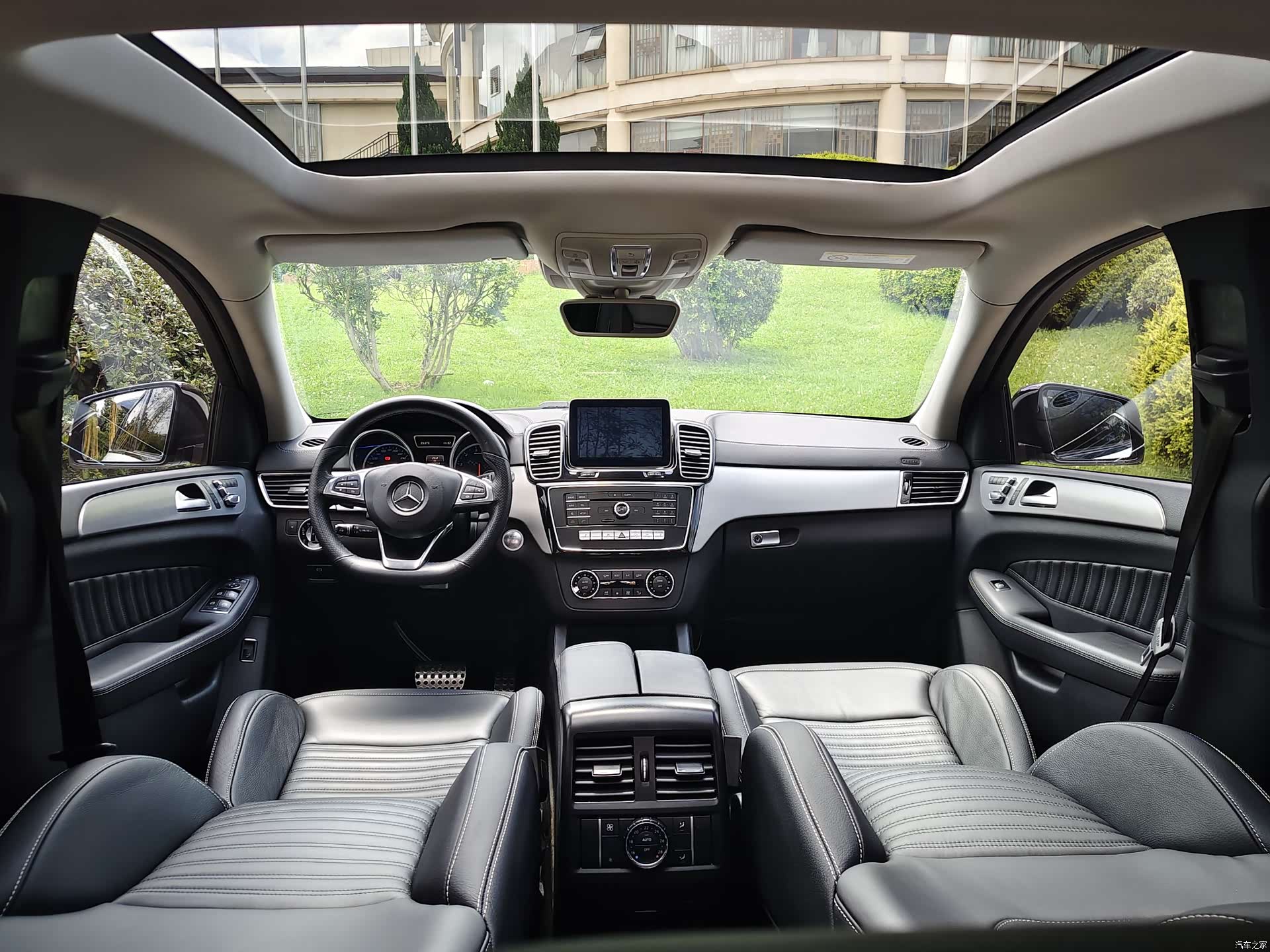 Mercedes-Benz GLE, 2017 43