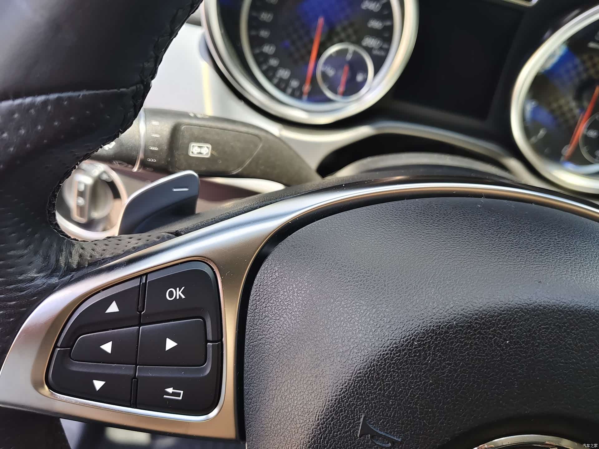 Mercedes-Benz GLE, 2017 46