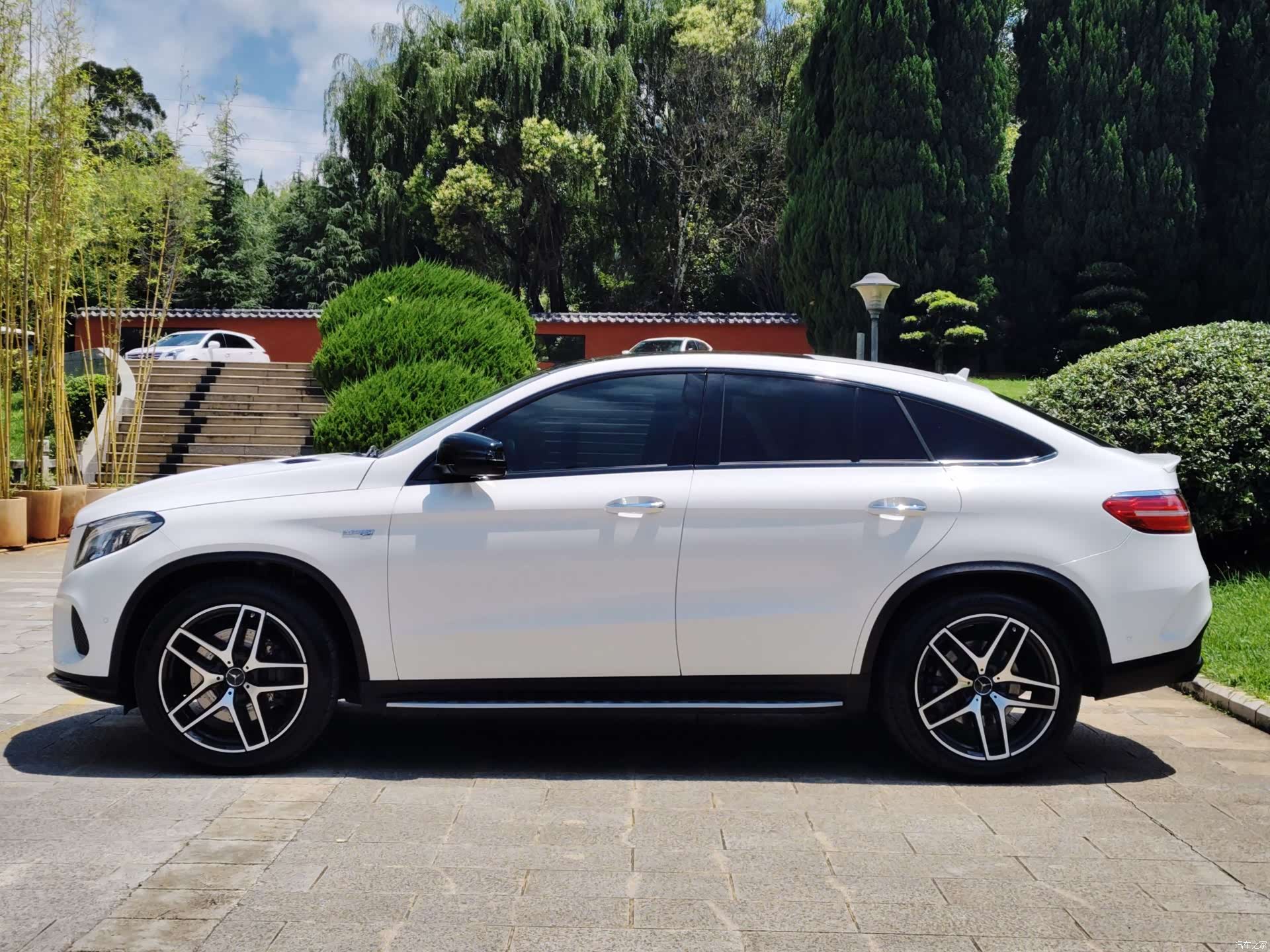 Mercedes-Benz GLE, 2017 48