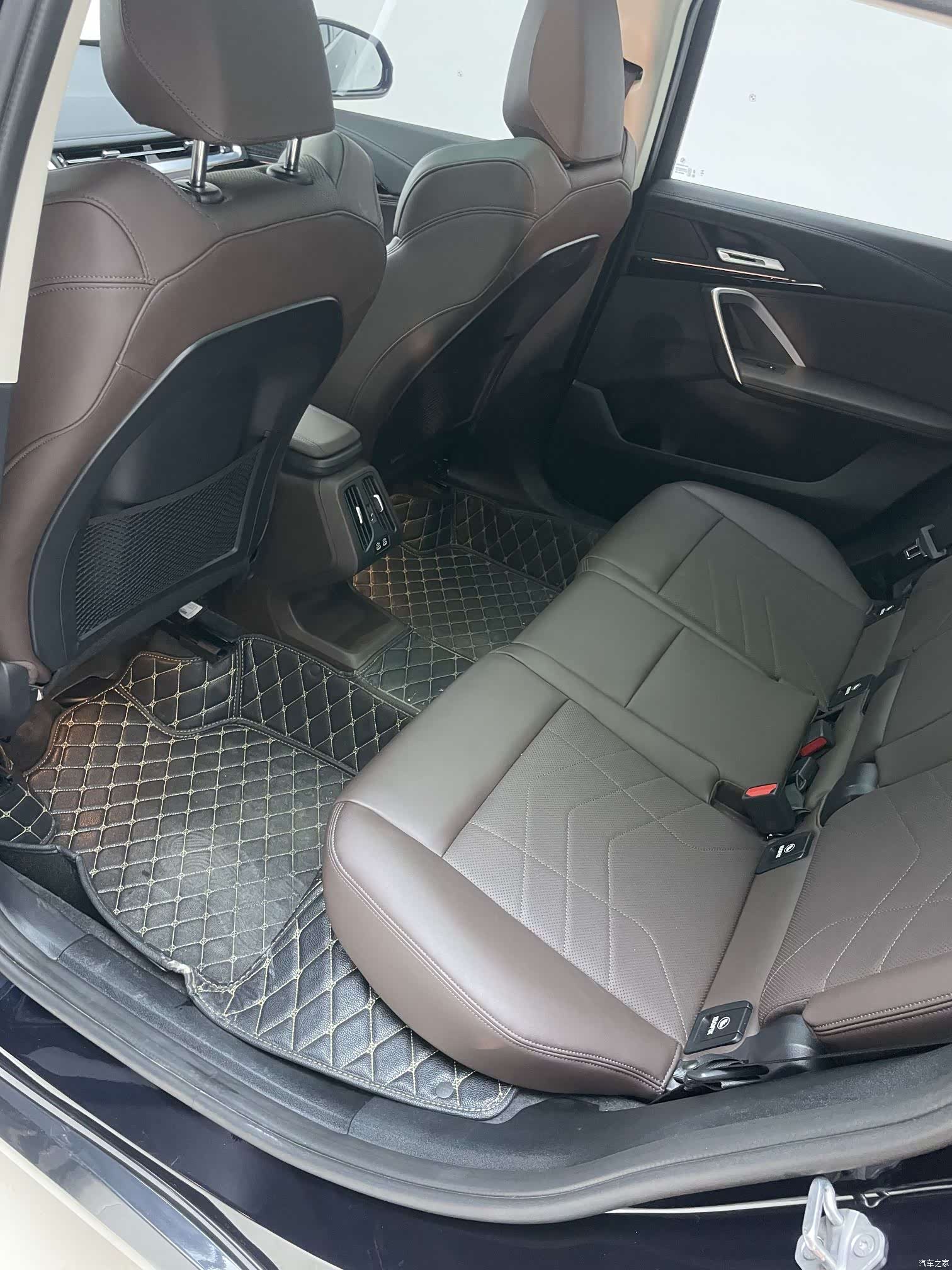 BMW X1, 2023 12