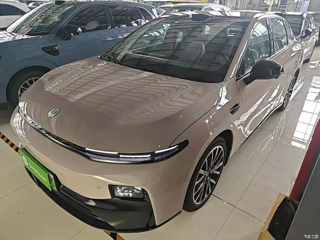 Leapmotor B01, 2025 1
