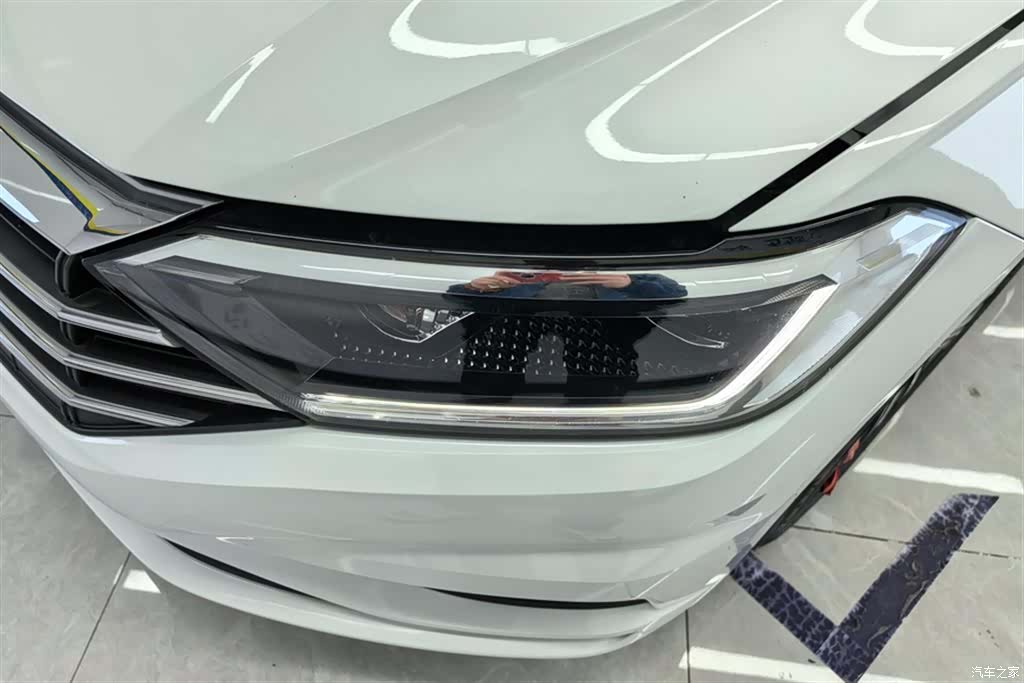 Volkswagen Sagitar, 2021 все фото