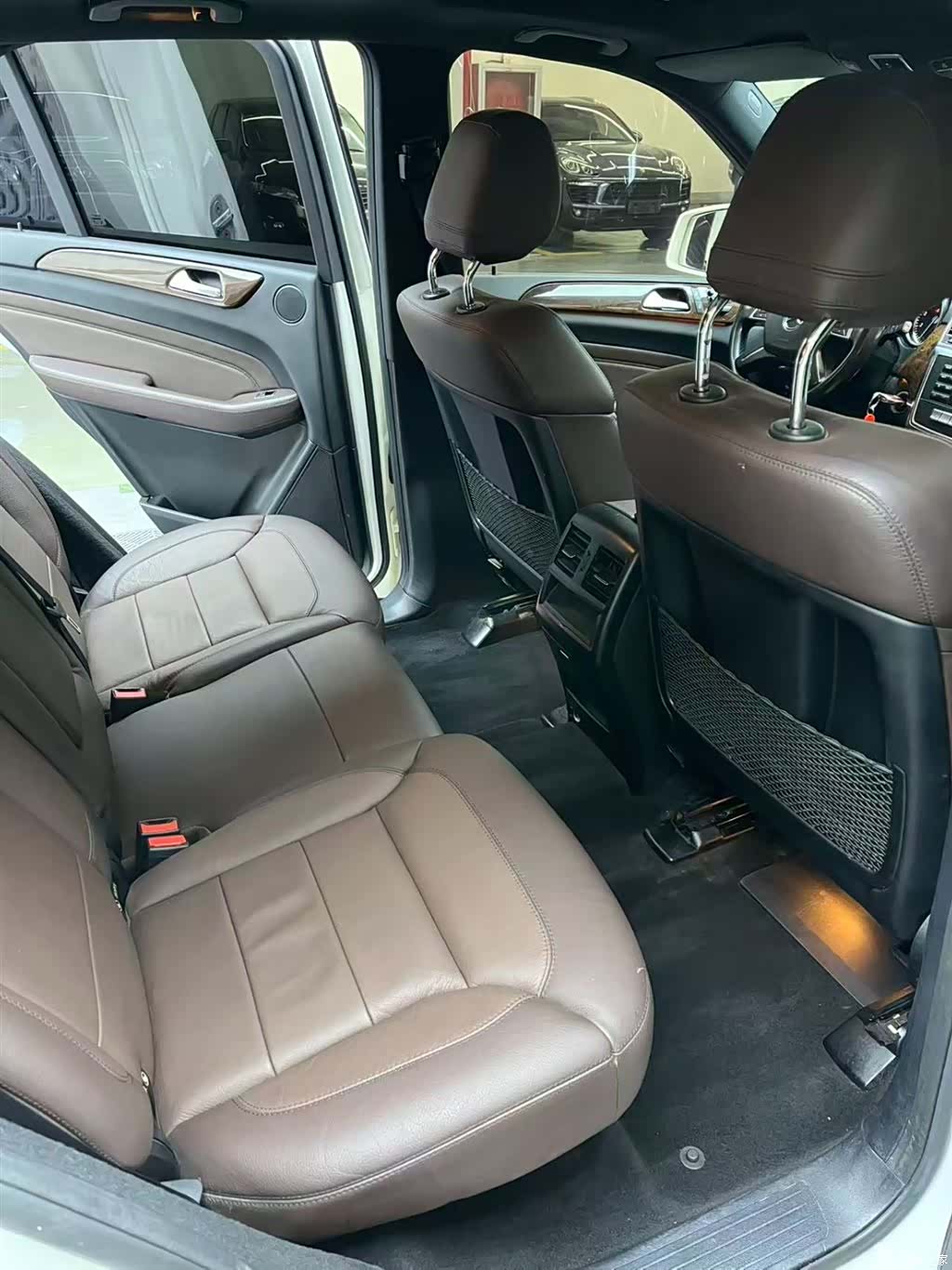 Mercedes-Benz M-Class, 2015 10