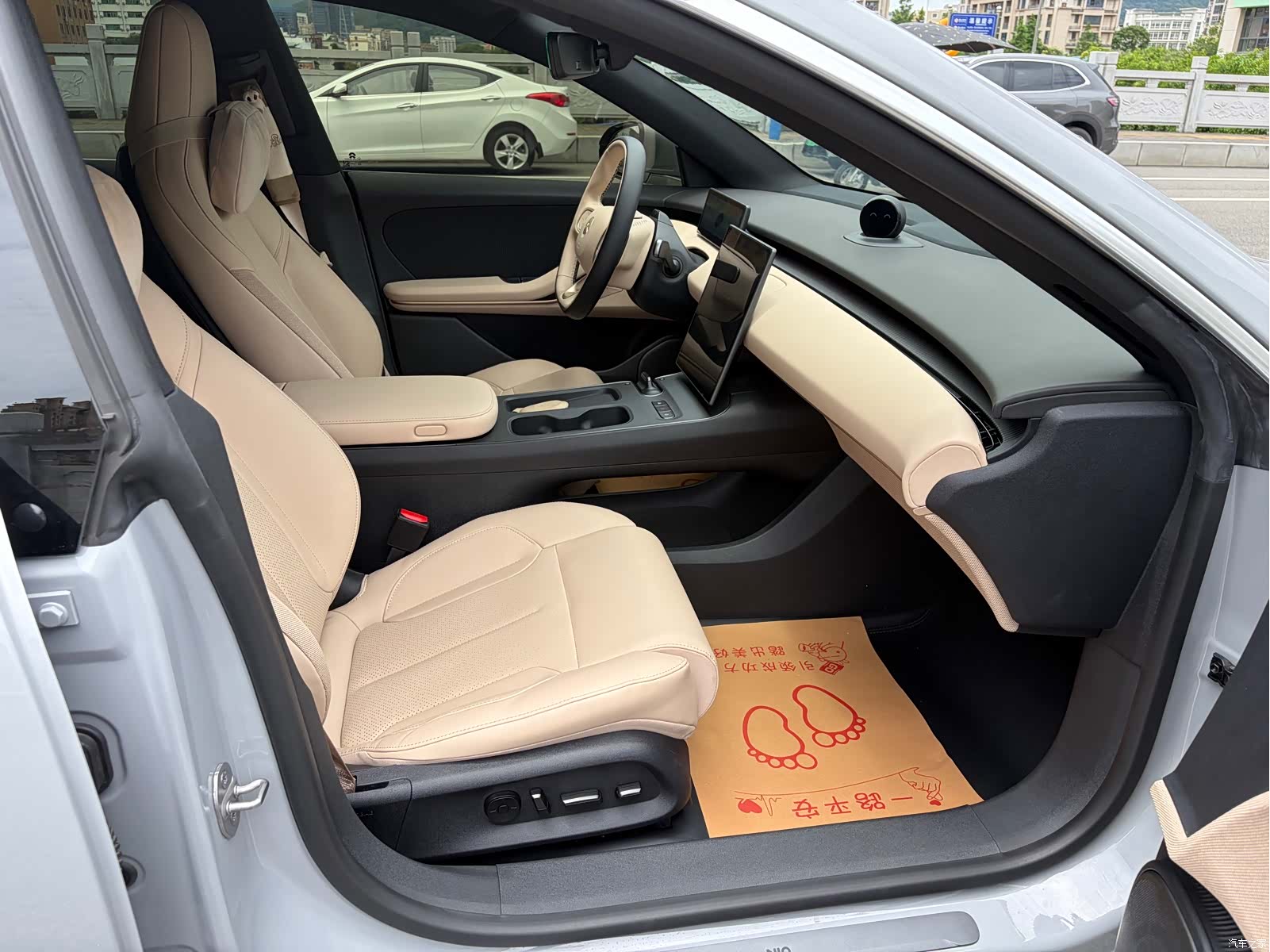 NIO ET5, 2023 10