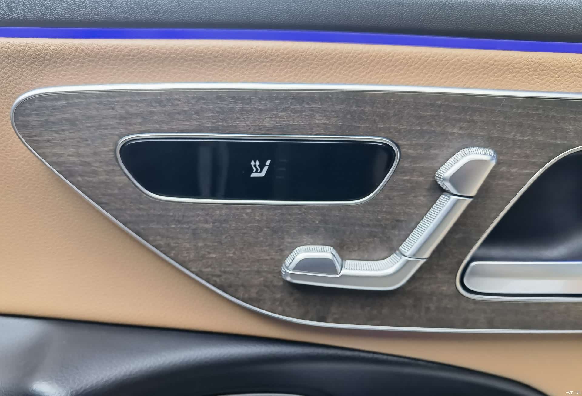 Mercedes-Benz E-Class, 2024 15
