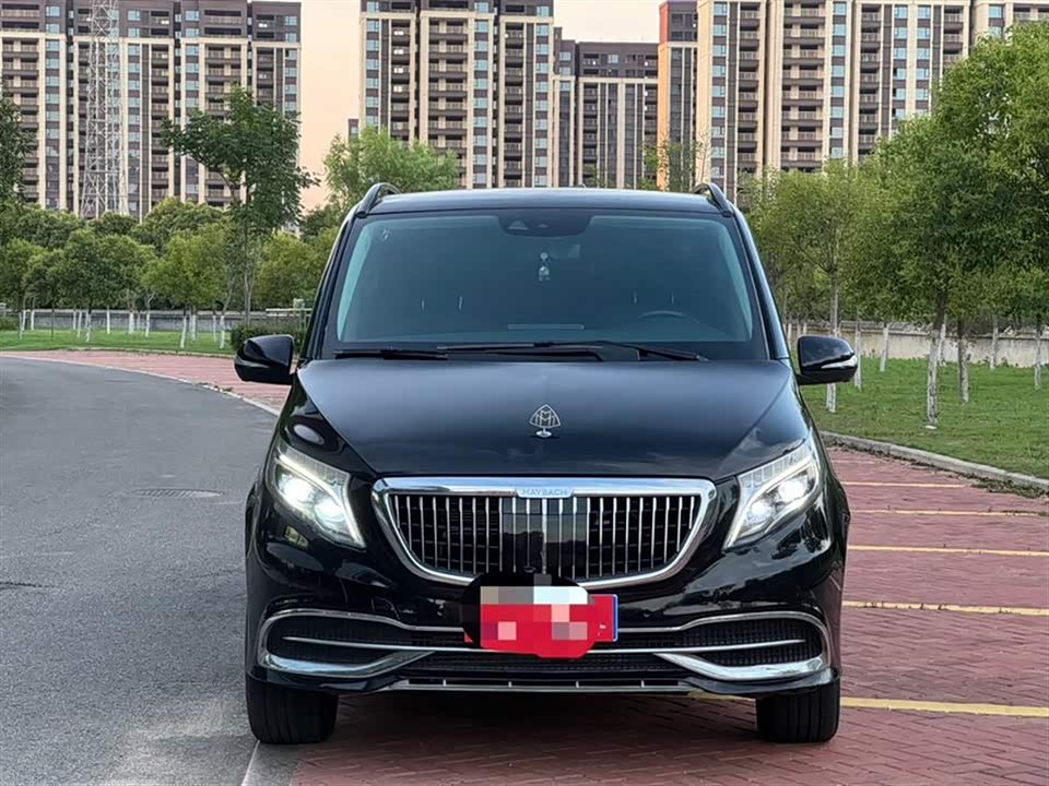Mercedes-Benz V-class