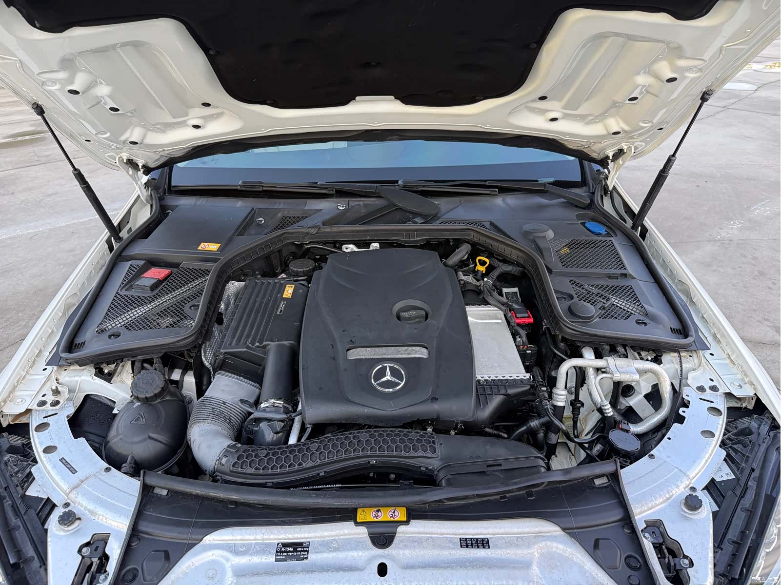 Mercedes-Benz C-Class, 2015 39