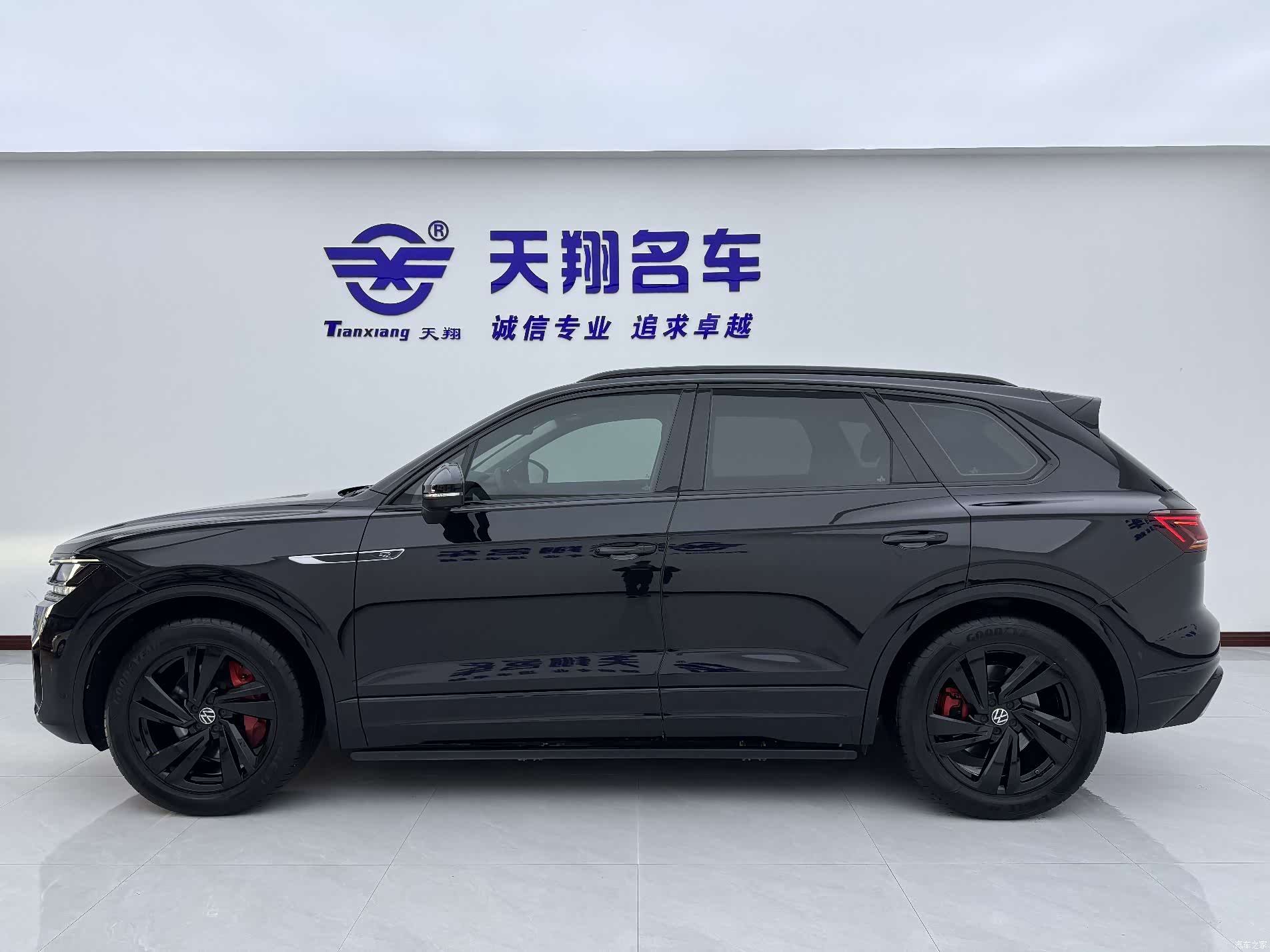 Volkswagen Touareg, 2022 4