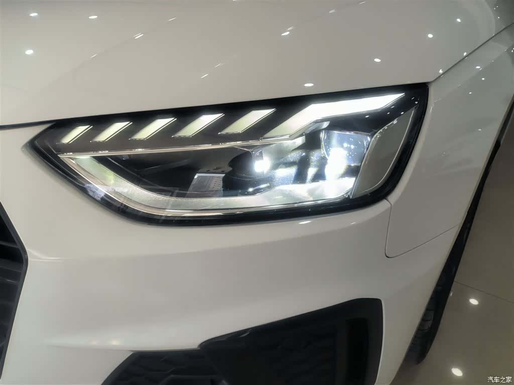 Audi A4L, 2023 18