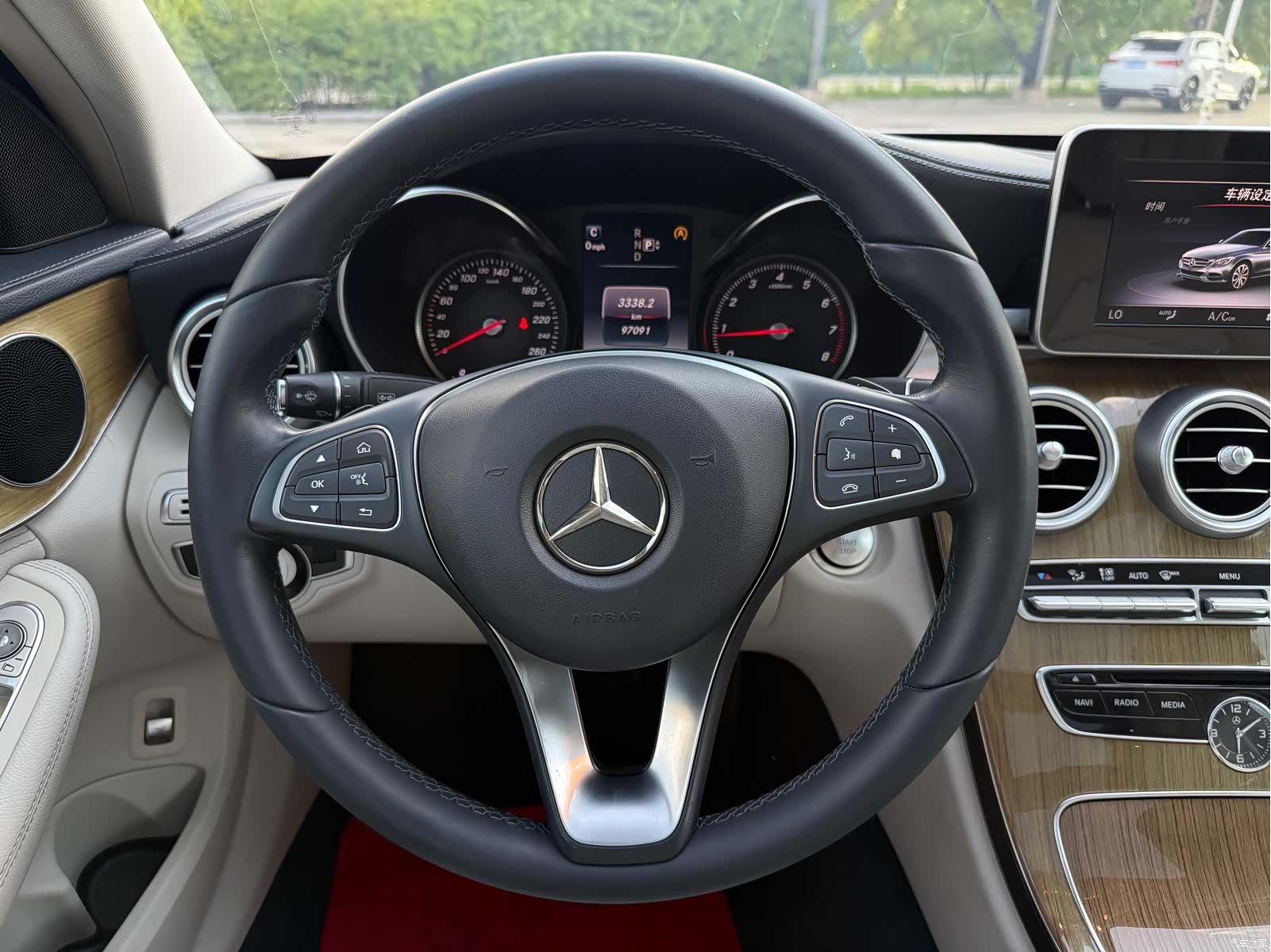Mercedes-Benz C-Class, 2015 37