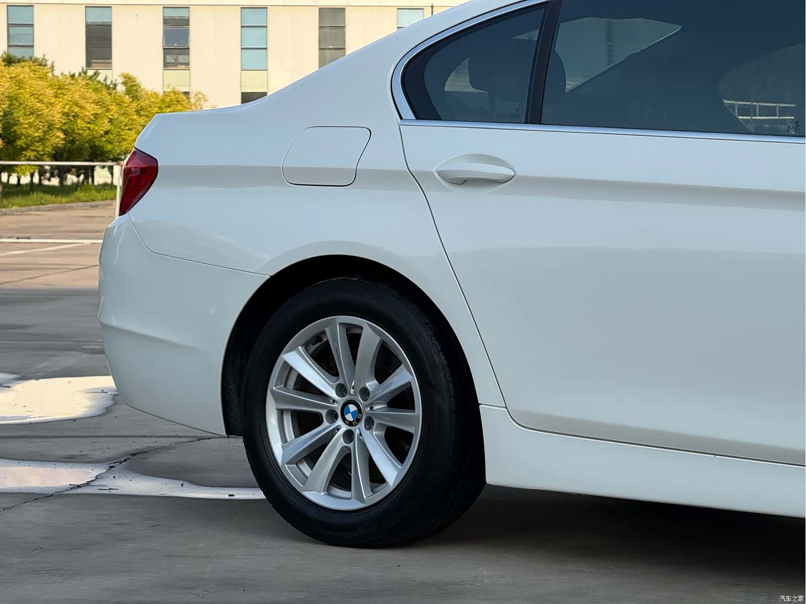 BMW 5 Series, 2012 8