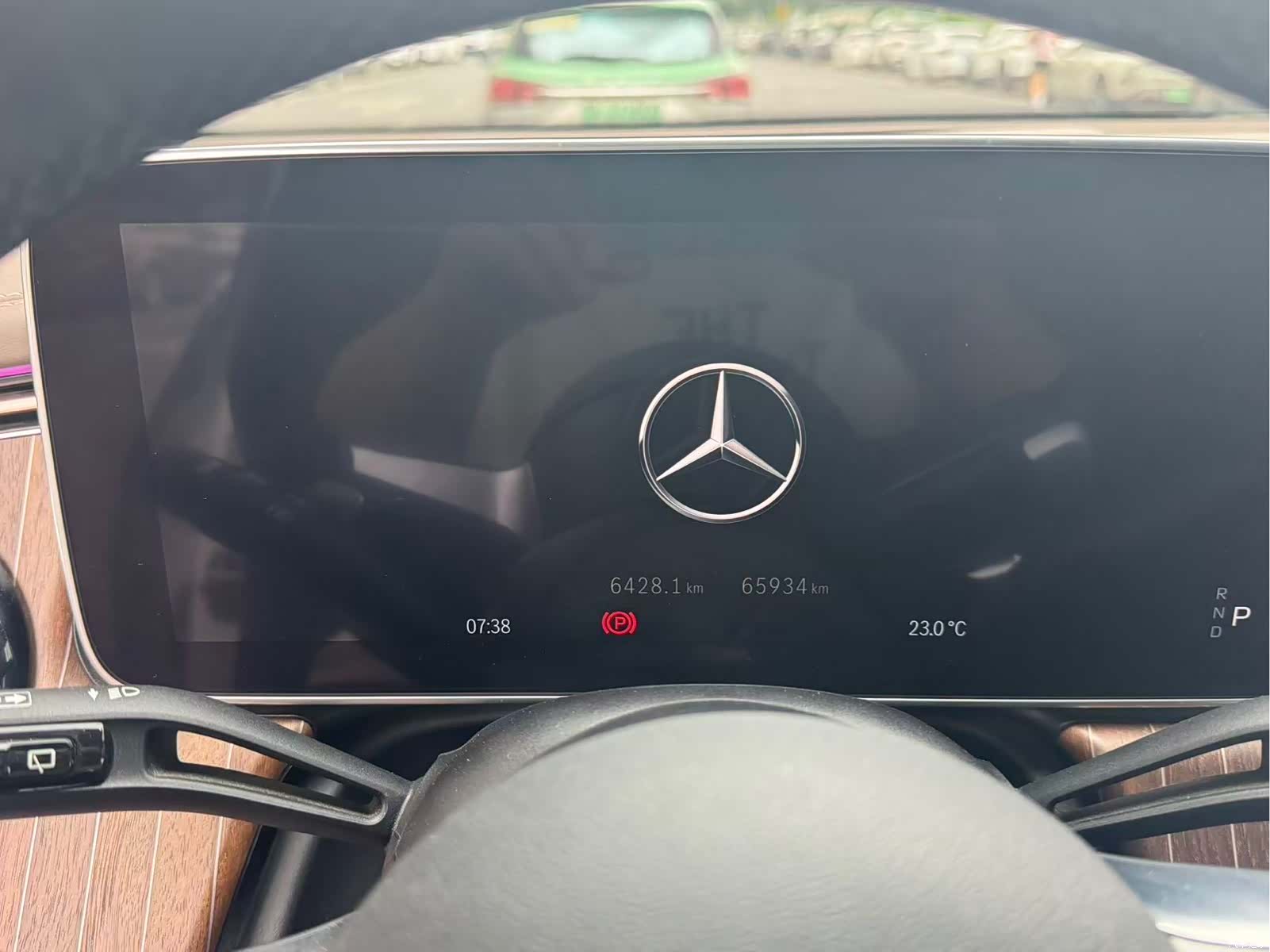 Mercedes-Benz EQE, 2023 15