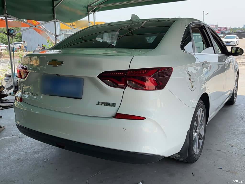 Chevrolet 320, 2021 все фото