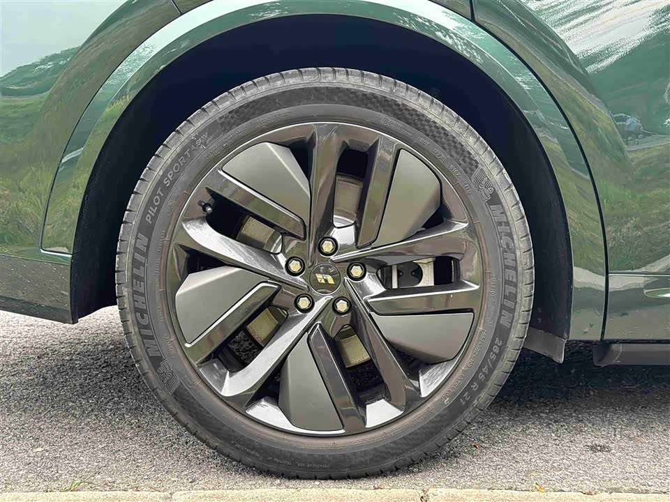 Li Auto Ideal L9